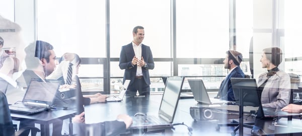 ¿Cuáles son los beneficios de tener una maestría en administración de negocios?