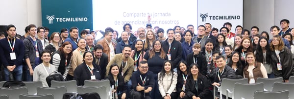 Tecmilenio y Google se unen para acercar la IA generativa a estudiantes y docentes de campus Las Torres