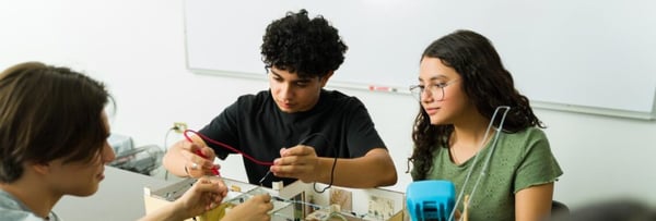 ¿Cómo las rutas vocacionales ayudan a los jóvenes a descubrir su futuro?