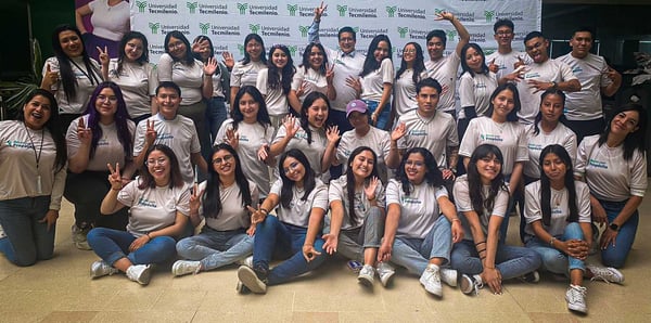 Participa en TecmiTón 2023 y cumple los sueños de más jóvenes por estudiar la universidad