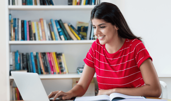 ¿Es buena idea elegir estudiar la universidad en línea en México?