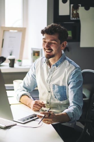 handsome-businessman-working-office