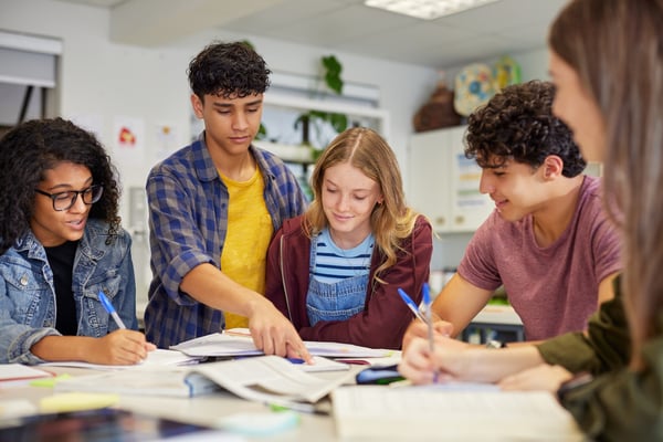 ¿Generación de cristal o generación de cambio? Jóvenes que transforman su entorno desde la prepa