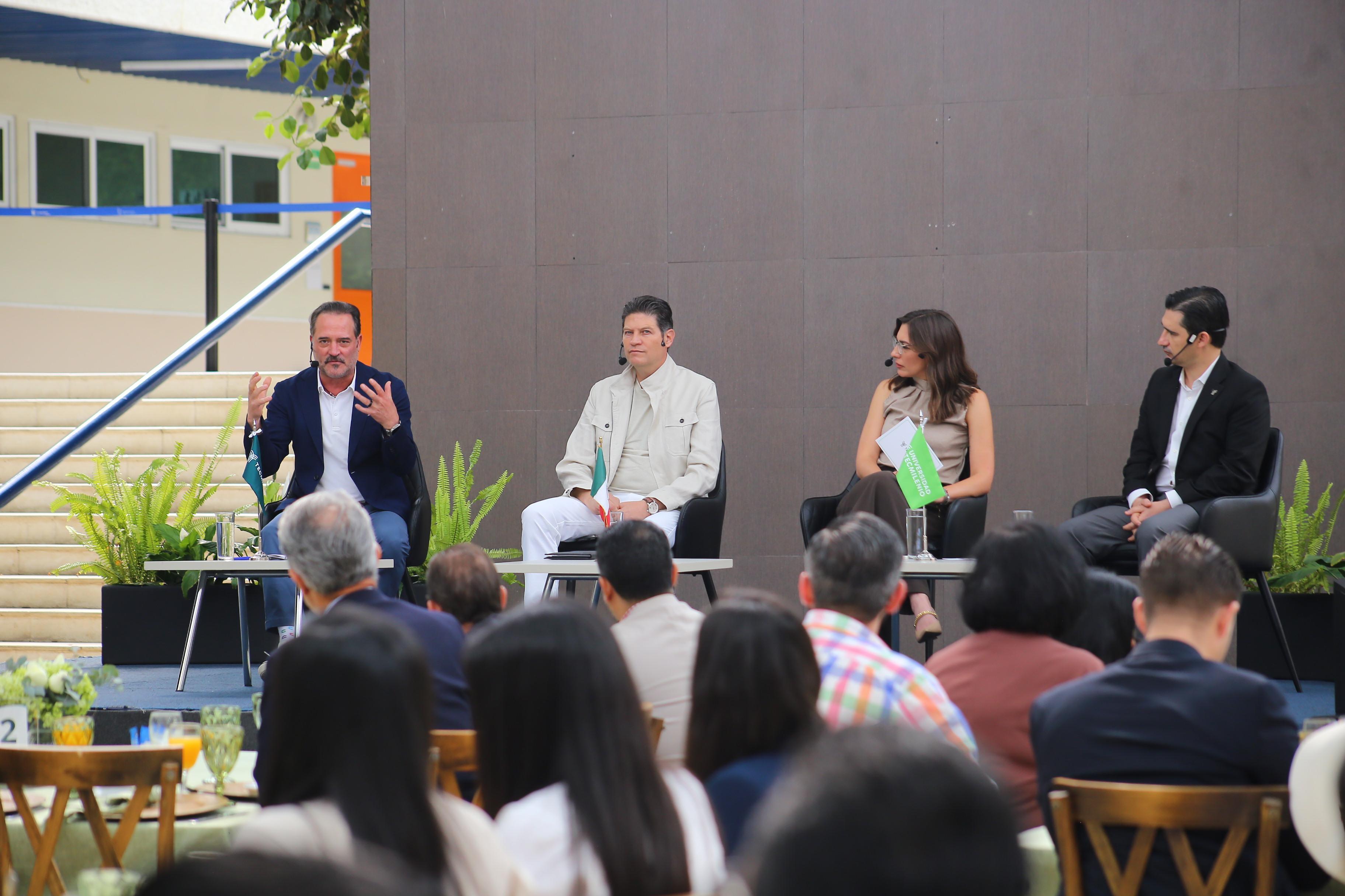 panel-futuro-del-trabajo-morelia